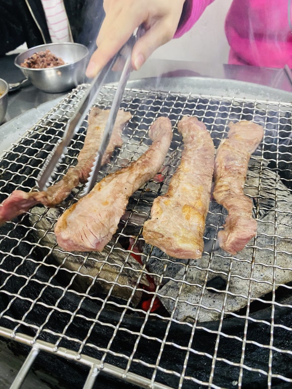 형제참숯화로구이 이미지