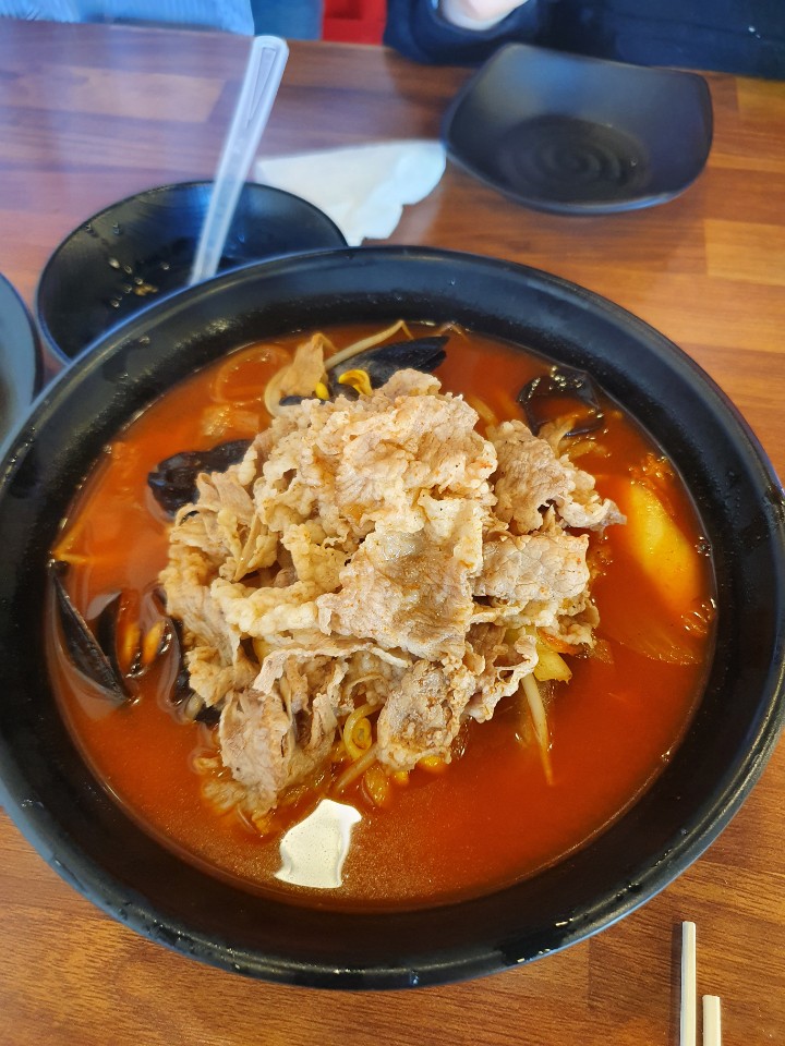청춘짬뽕 이미지