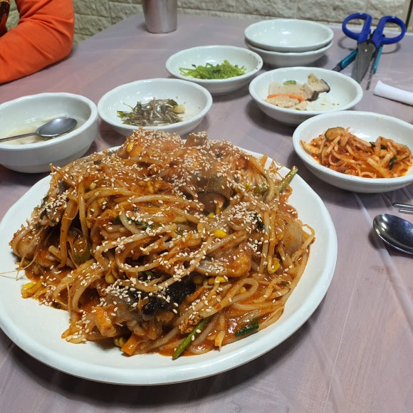본동아구찜 이미지
