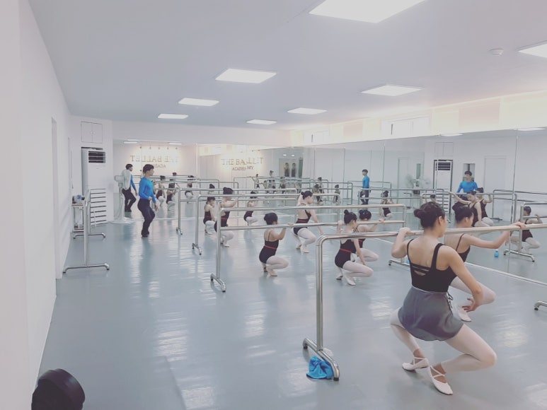 더발레아카데미 이미지