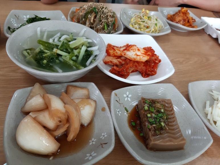 남도원조영양돌솥밥 이미지