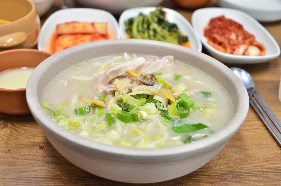 유명손칼국수 이미지