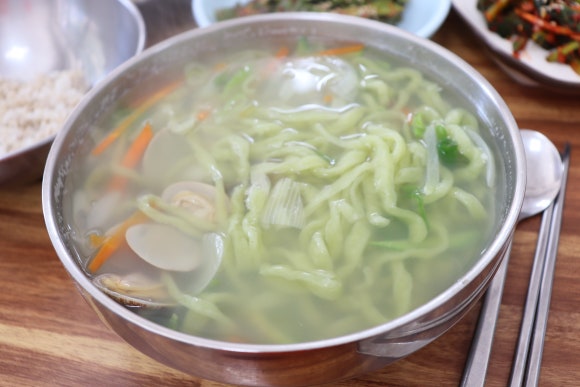 새싹바지락칼국수 이미지