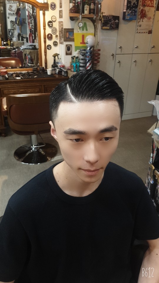 우리바버샵 이미지