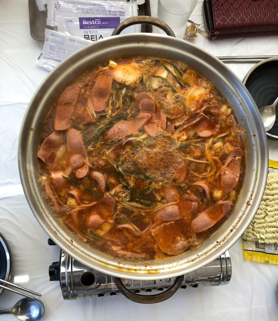 하누리감자탕부대찌개 이미지
