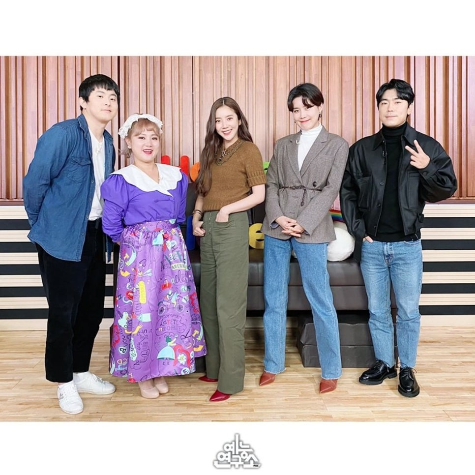 레트로문 이미지