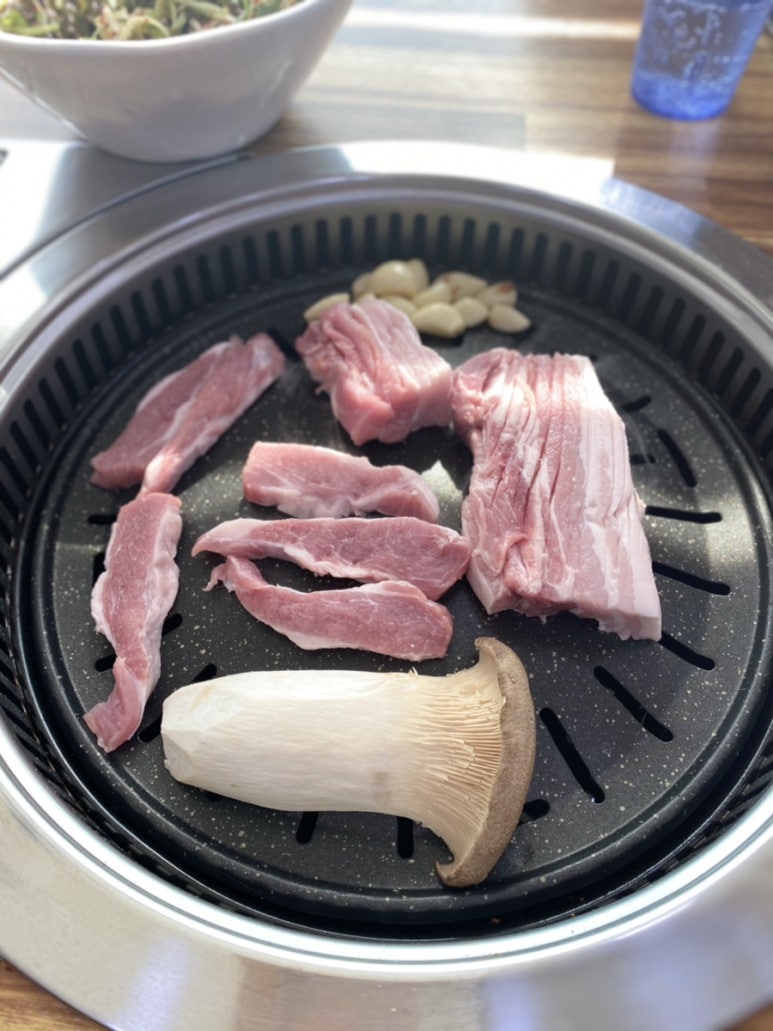 성하돼지집 이미지