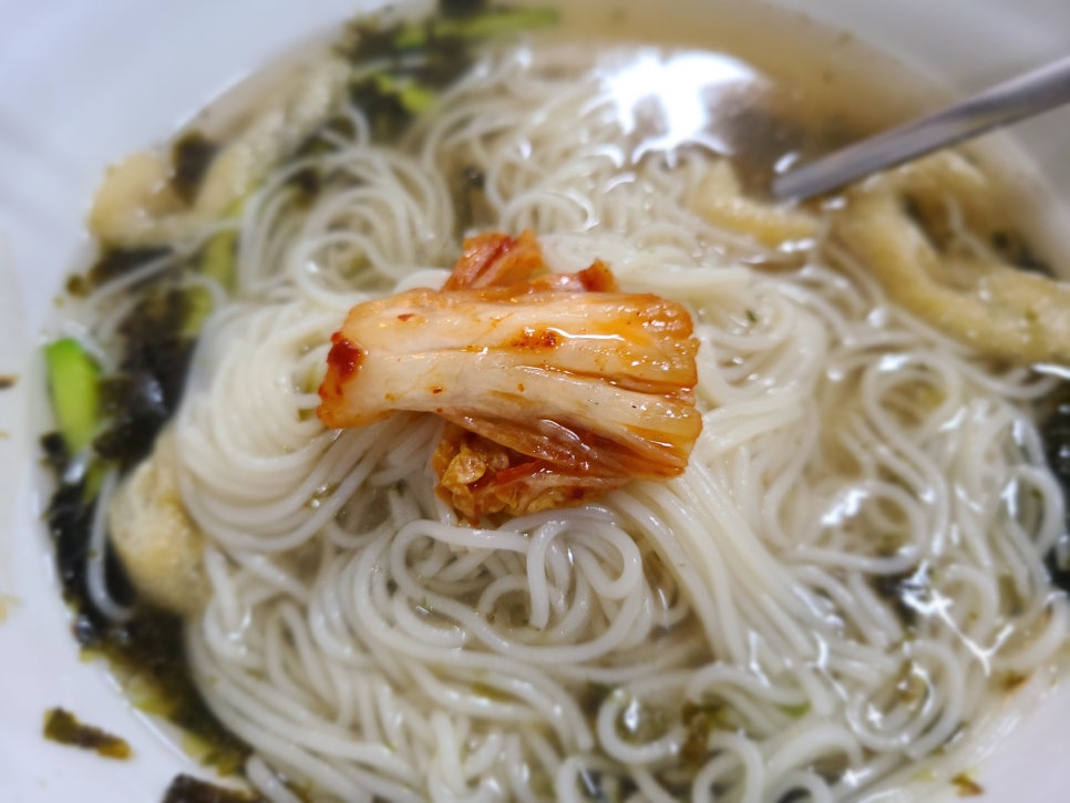 후루룩국수 이미지