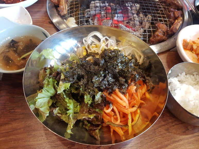 반고집 숯불갈비 이미지