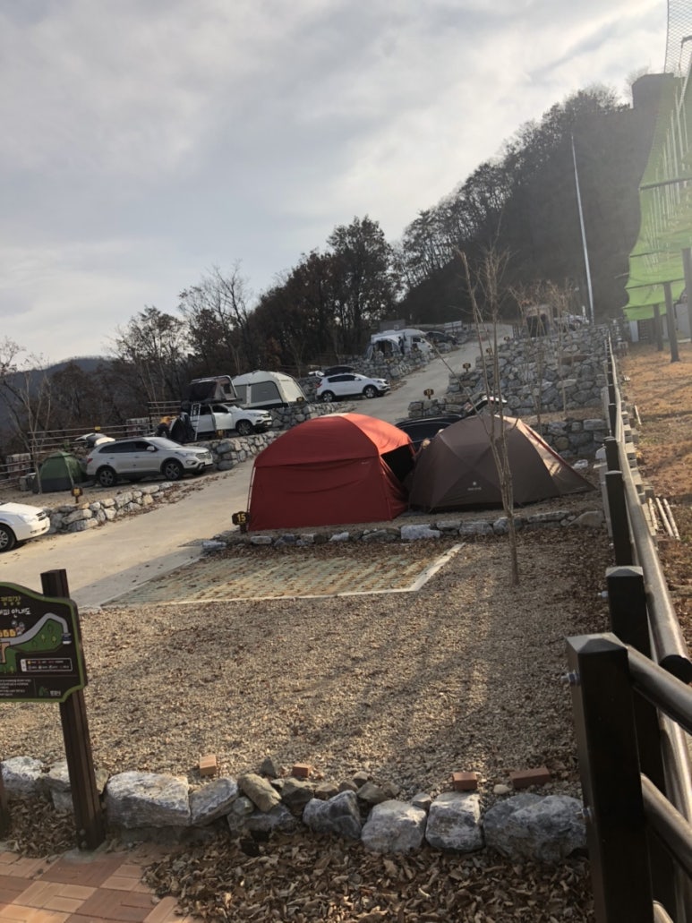 문경 단산 숲속 캠핑장 이미지