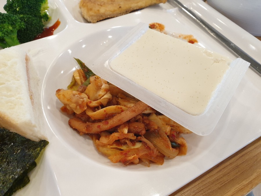 한우리한식뷔페 이미지