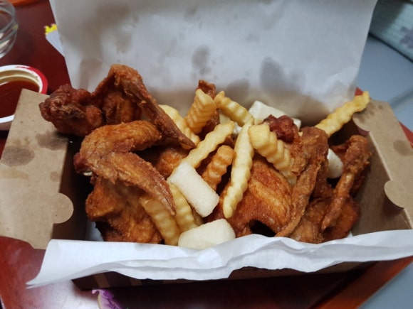 동키치킨함안 이미지
