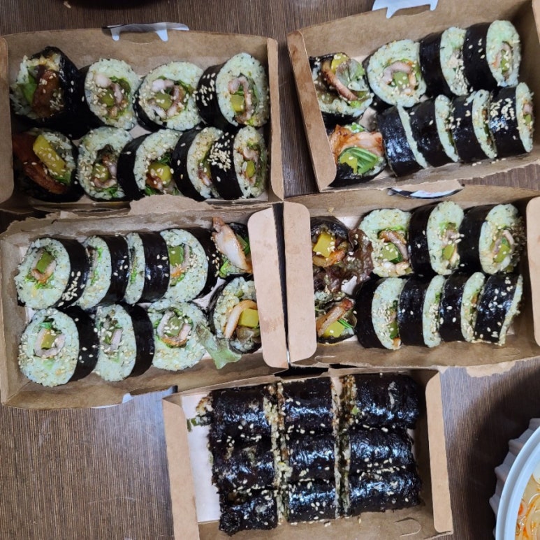 추박사자취생김밥 이미지