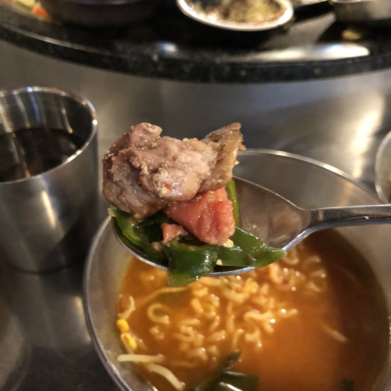 조연탄기다리면돼지 이미지