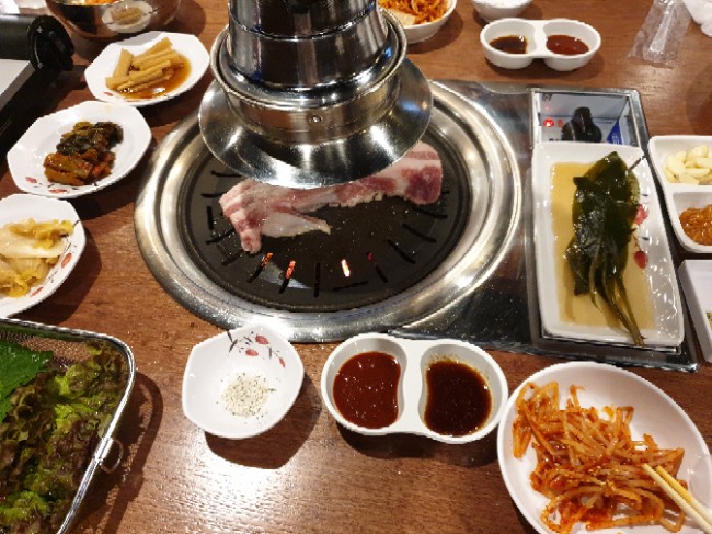고기굽는남자성서점 이미지