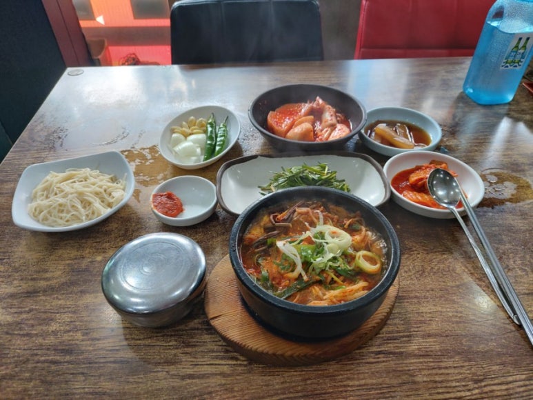 신촌돌솥설렁탕 이미지