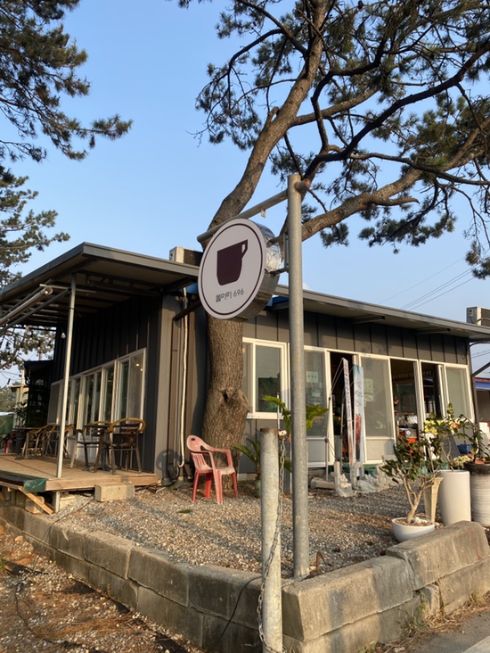 돌머리696 이미지