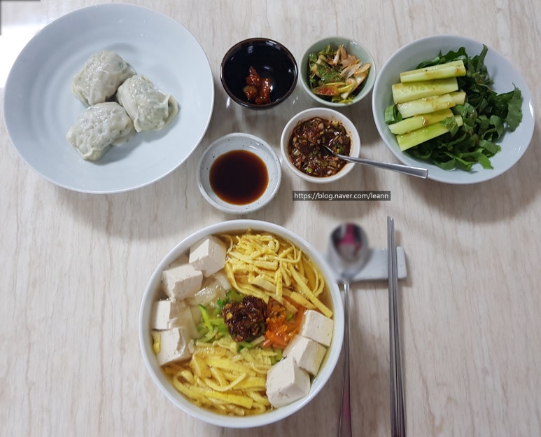 차린국수 이미지