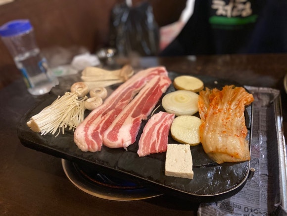 엽기닭꼬치 이미지