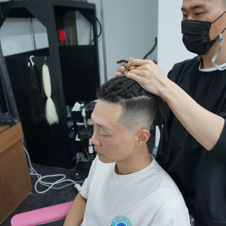 투코인바버샵 이미지