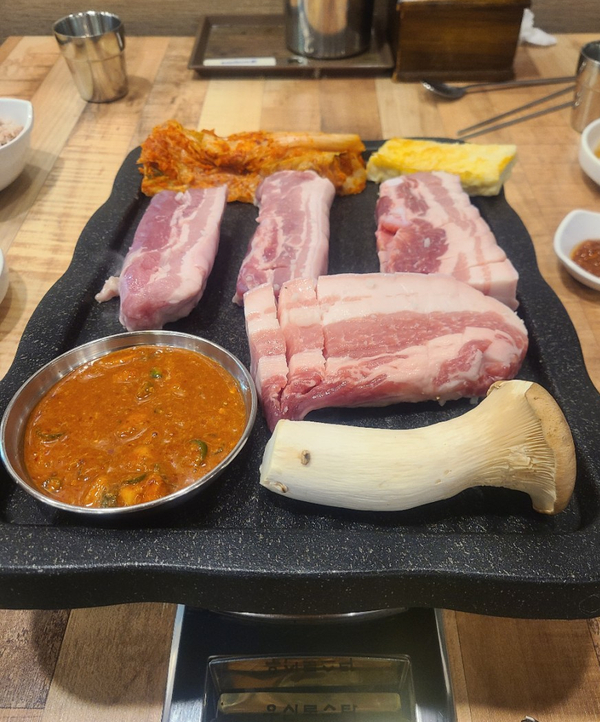 은주네생고기김치찌게 이미지
