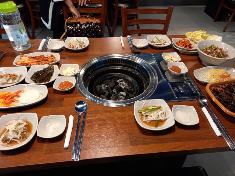 이모네 생고기 이미지