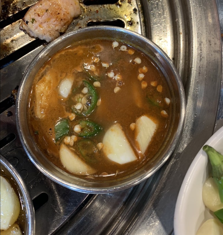 드럼통숯불고깃집 이미지