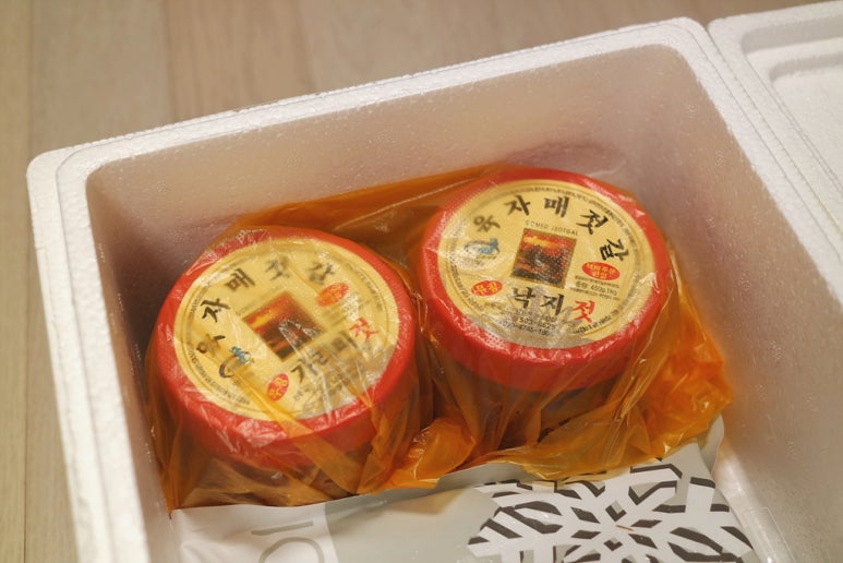 육자매젓갈 이미지