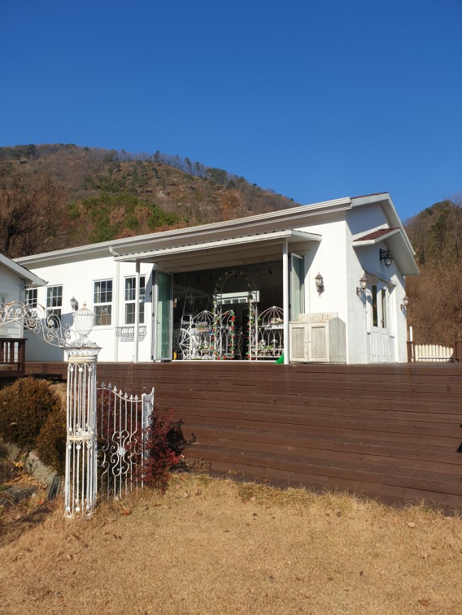 행복한정원인테리어 이미지