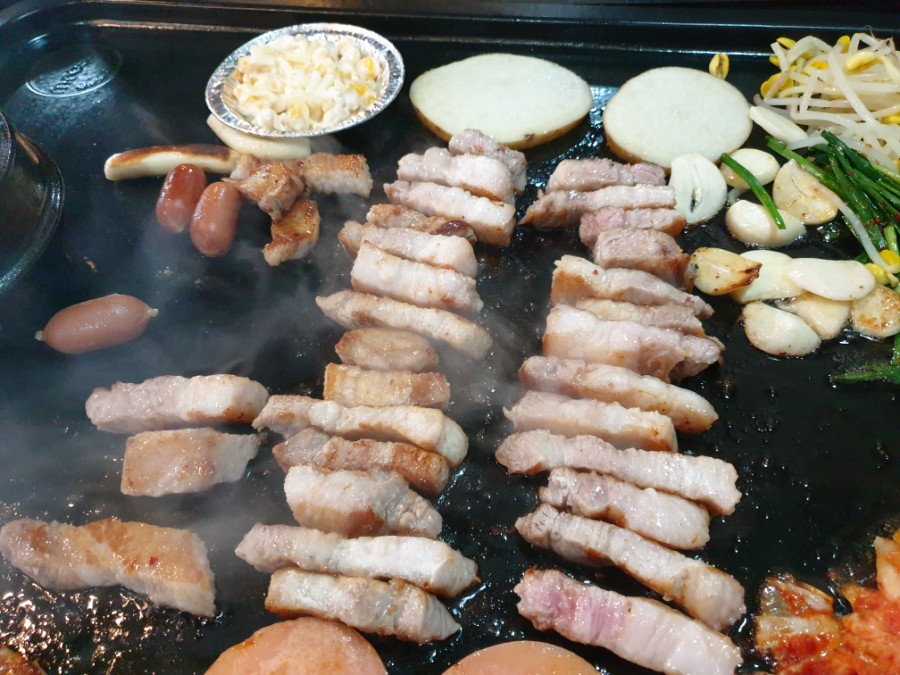 왕돌판삼겹살 이미지