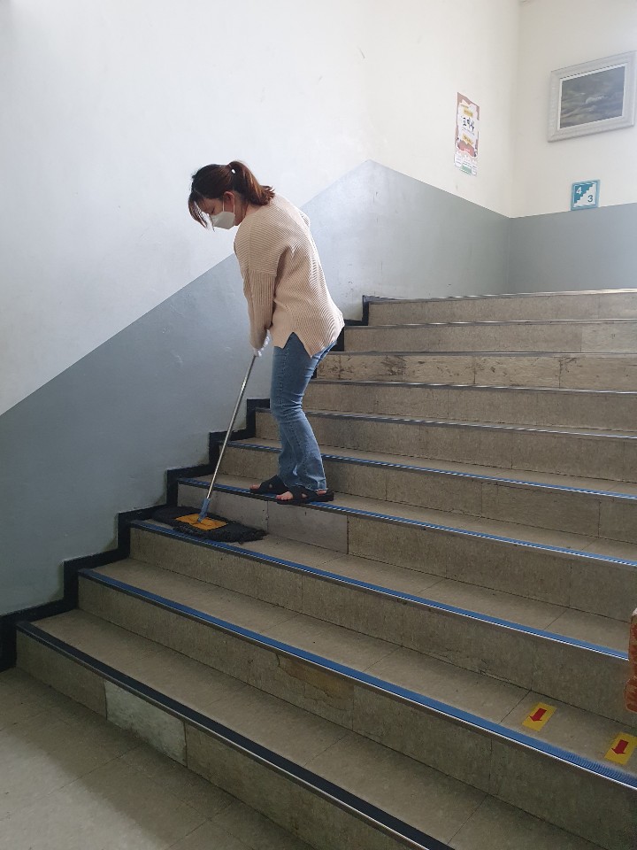 팔용중학교 이미지