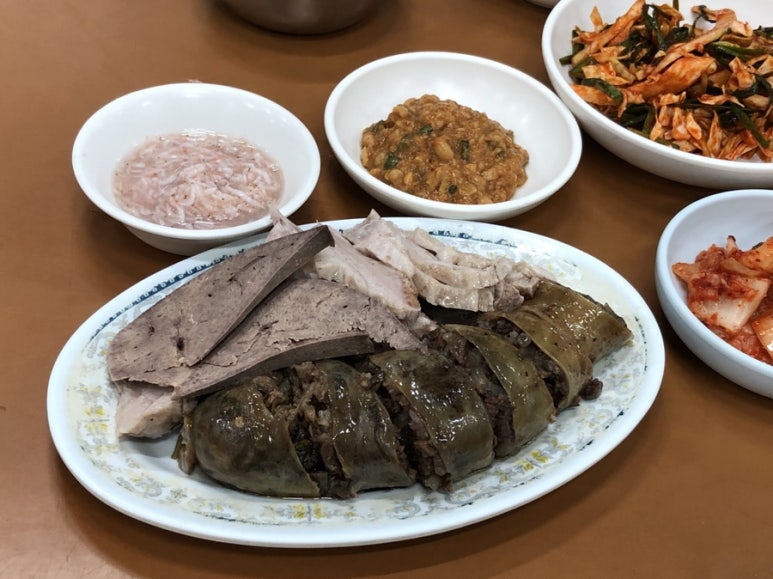 수제순대돼지국밥 이미지