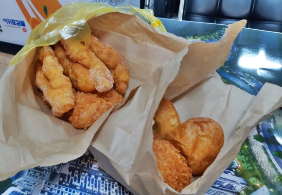 찹쌀꿀꽈배기 이미지