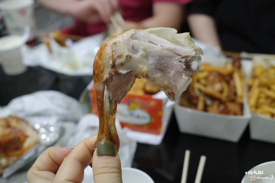 조아서치킨 이미지