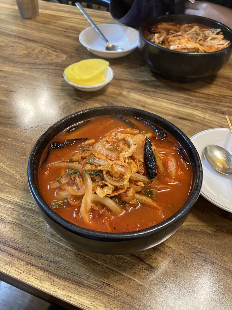 뚝배기화룡짬뽕 이미지
