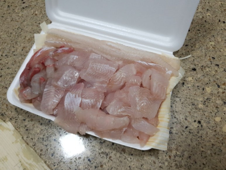 새총횟집 이미지