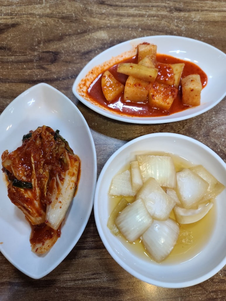삼식이감자탕 이미지