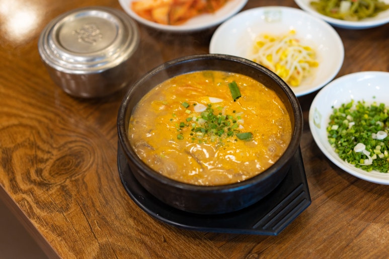 매운곰탕 이미지