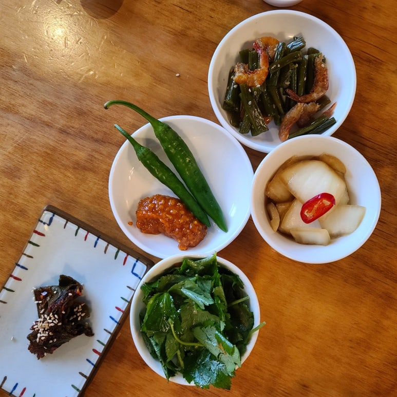 금밥식당 이미지
