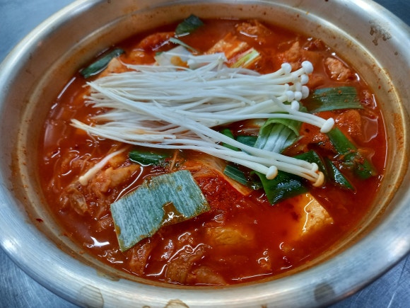 이모네 생고기 이미지