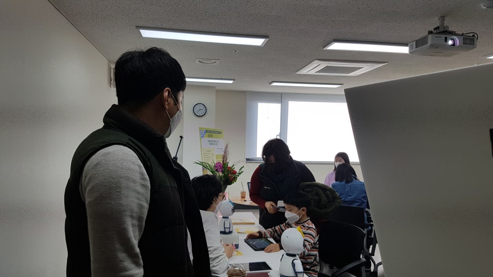 위드유일자리센터 이미지
