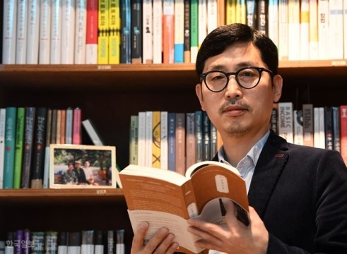 여학생서점 이미지