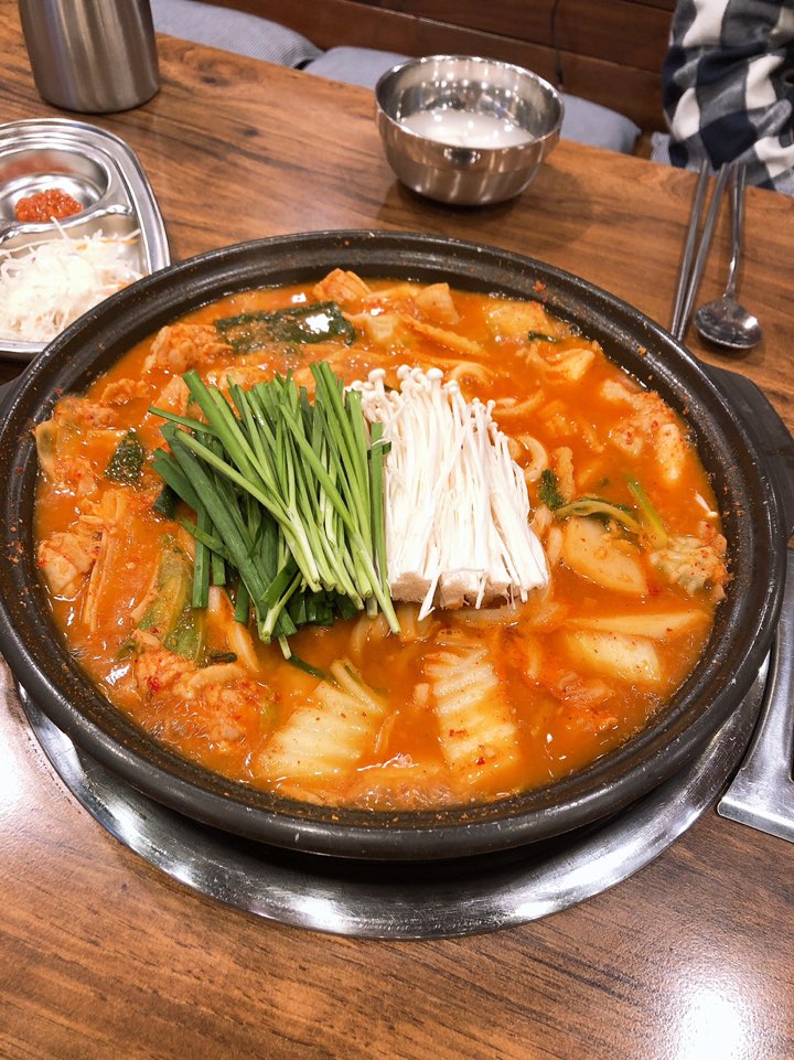 그곳에가면통나무닭갈비 이미지