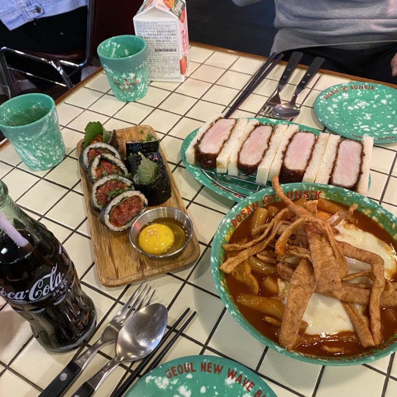 쿠욱김밥 이미지