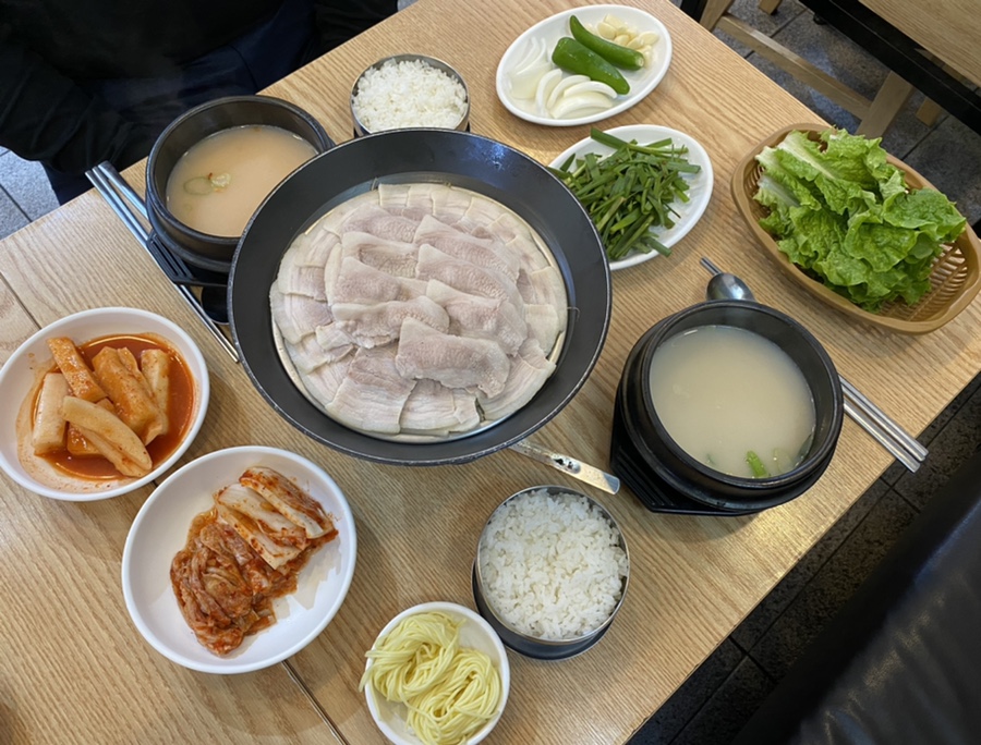 밀양삼대국밥 이미지