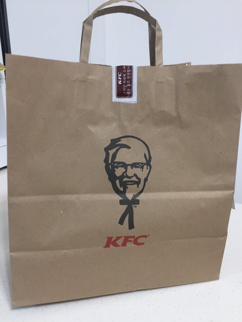 KFC용인명지DT 이미지