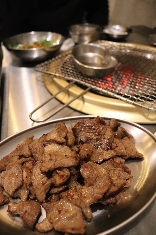 고향숯불고기 이미지