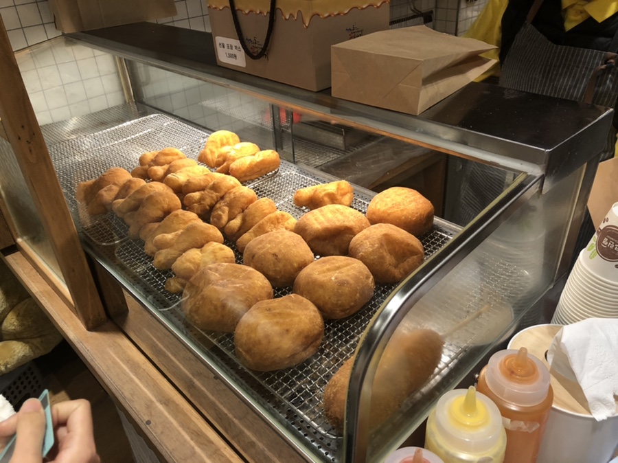 찹쌀꿀꽈배기 이미지