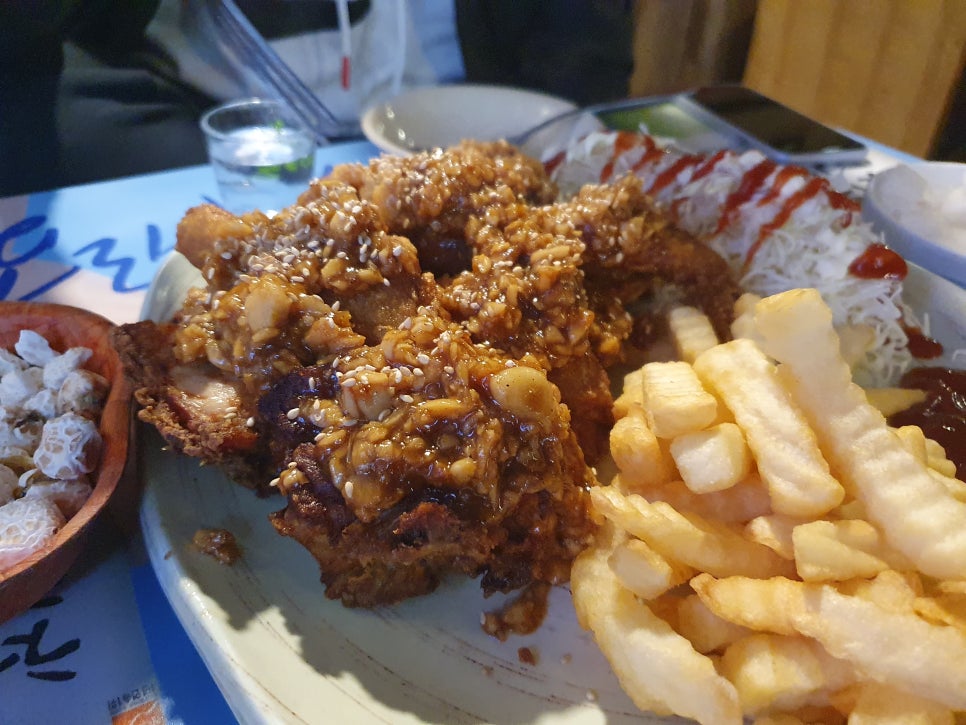 쥬라기마늘치킨 이미지