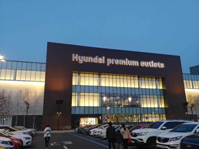 현대아울렛블랙야크 이미지